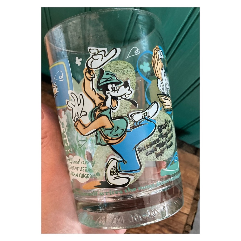 McDonald’s Disney Goofy Pocahontas Glass - Picture 1 of 8